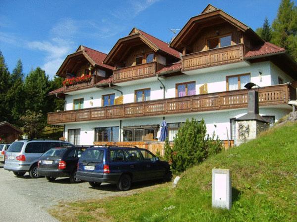 Ferienwohnungen Jagerhuettn Hochrindl Exteriör bild